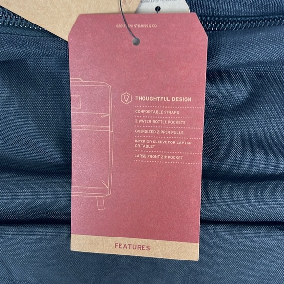 Levi's Nylon Backpack Black Interior Laptop Sleeve School NWT - Picture 4 of 13